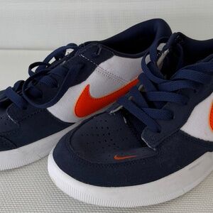 Nike SB Force 58 Skate Shoes: Men's Size 8
